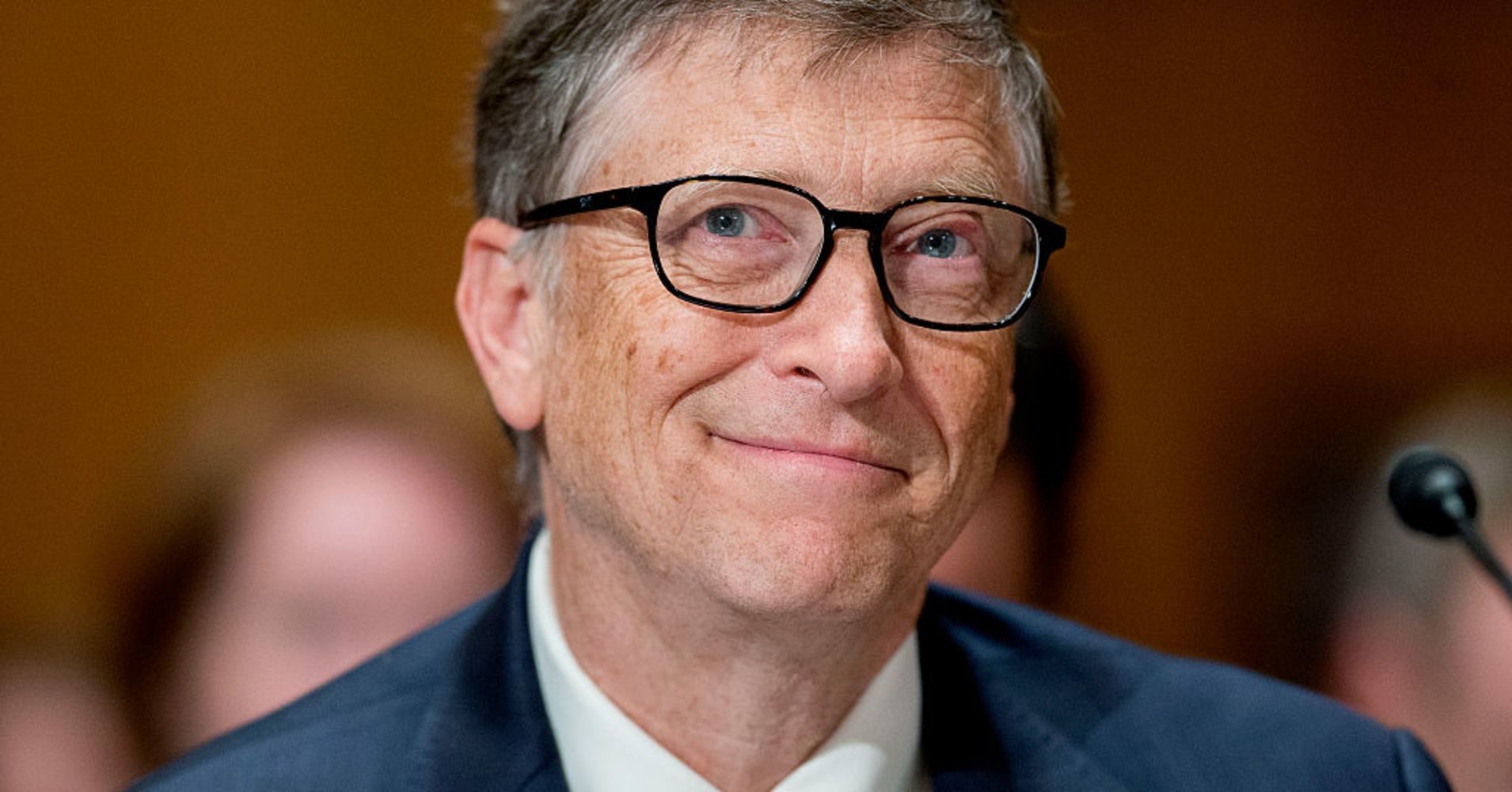 The billionaire philanthropist Bill Gates is backing a group of climate scientists lobbying for geoengineering experiments
