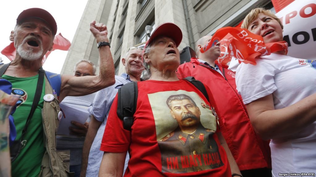 Russians protest