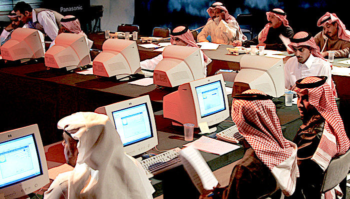 Saudi volunteers