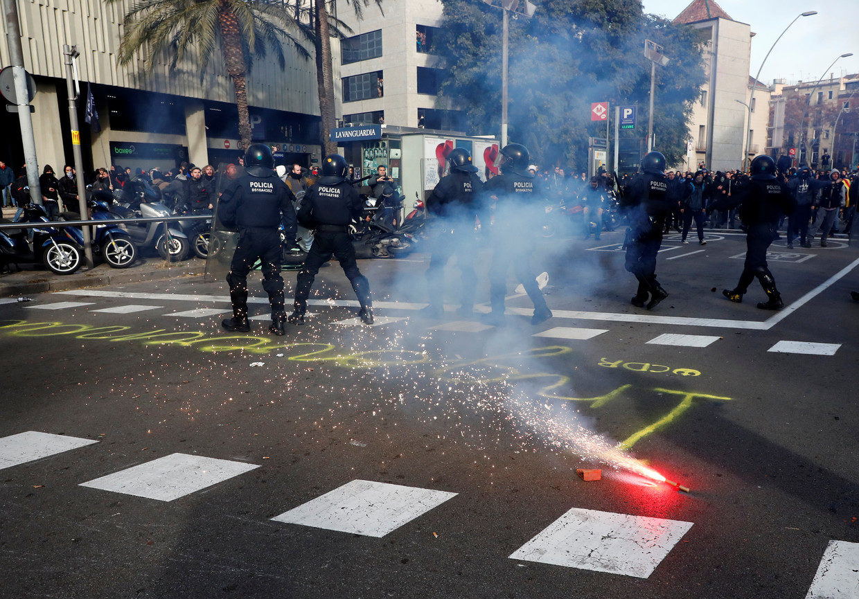 barcelona catalonia riots independence