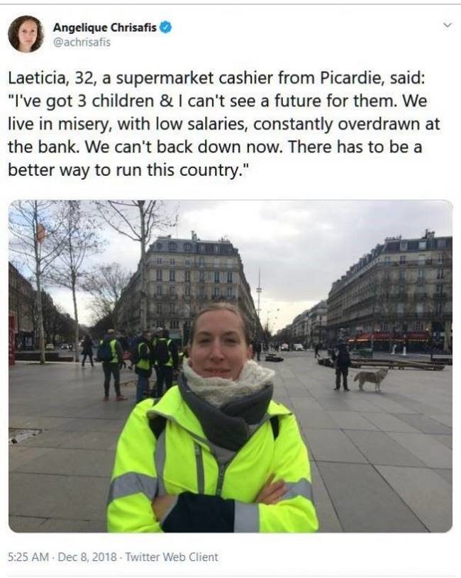 Click to enlarge yellow vest cashier