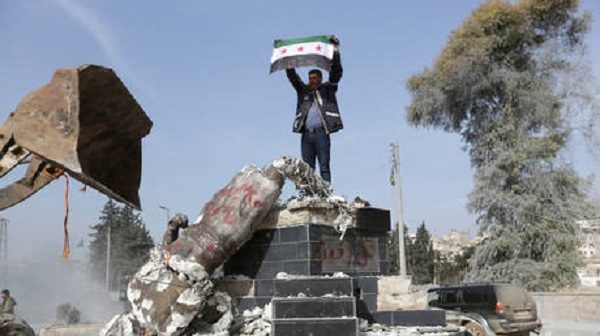 Click to enlarge Free Syrian Army member
