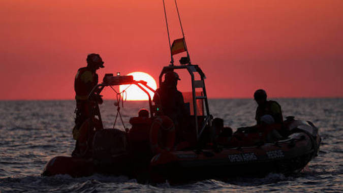 migrants English Channel