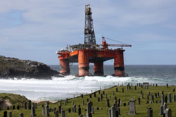 grounded ocean oil rig Britain