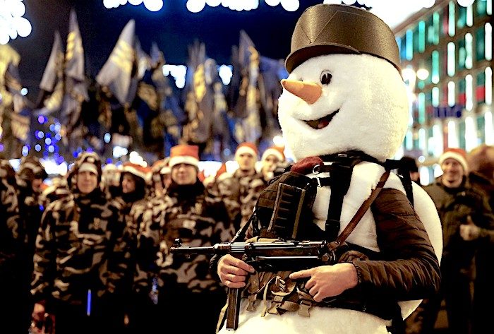 Click to enlarge Snowmanmachinegun