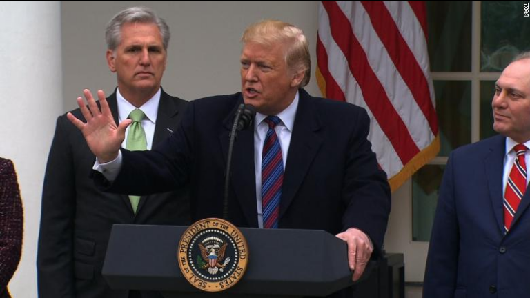 trump meeting tim cook apple