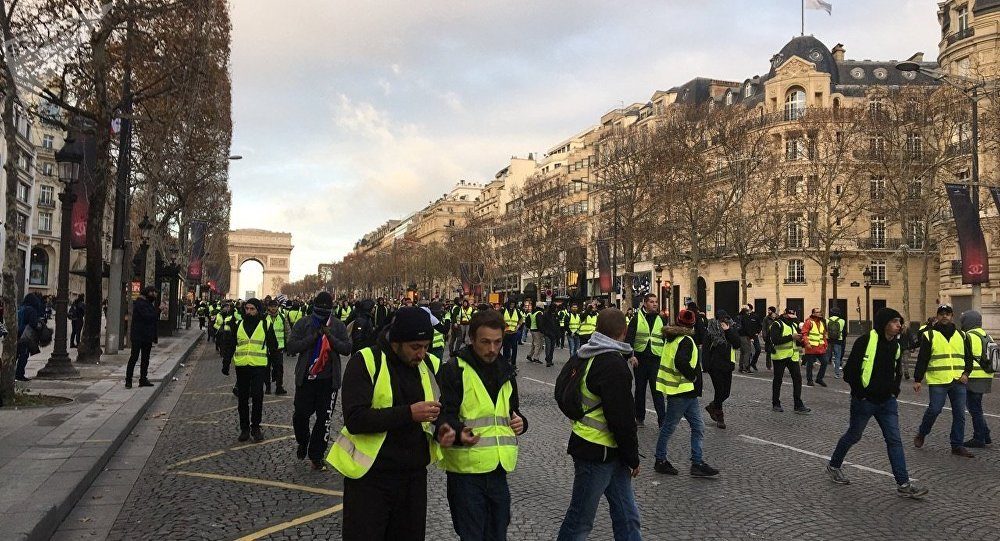 Click to enlarge Yellow Vests Paris Jan 2019