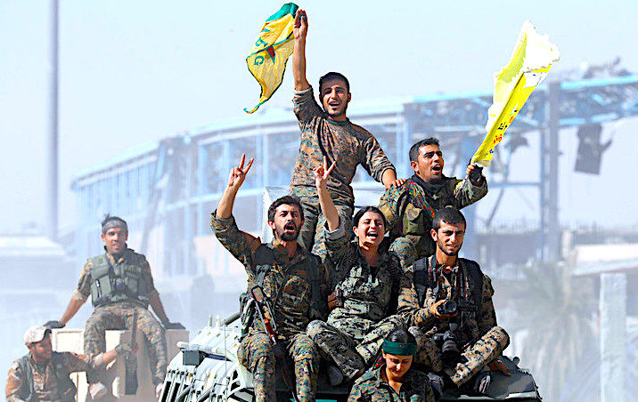 Click to enlarge Kurd fighters