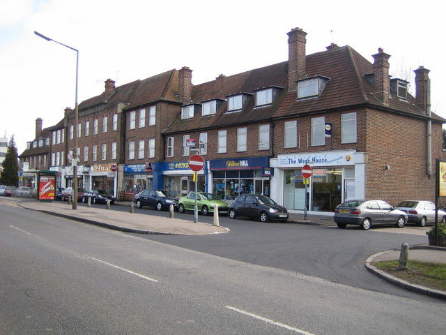 Mystery boom in Potters Bar, UK