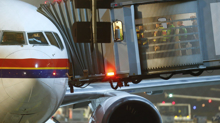 plane loading