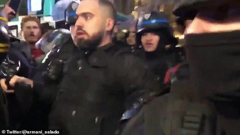 Click to enlarge Eric Drouet Yellow vest arrest