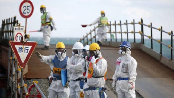 Workers at Fukushima Daiichi nuclear power plant
