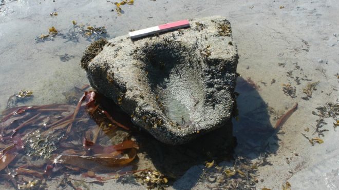 Click to enlarge prehistoric saddle quern
