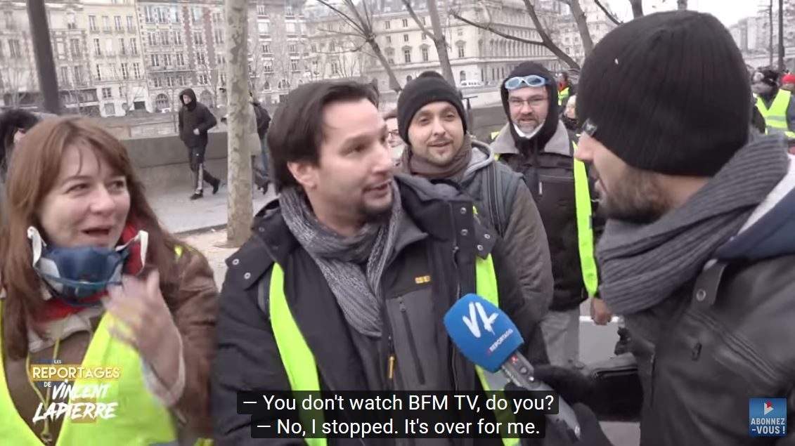 Click to enlarge vincent lapierre paris yellow vest protest