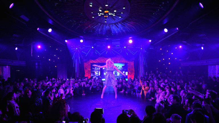 Click to enlarge drag queen