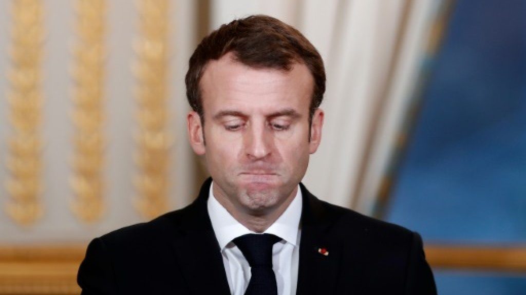Click to enlarge Macron stupid