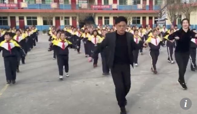 Chinese school dancers