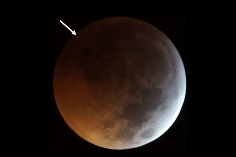 Click to enlarge Lunar Meteorite Impact