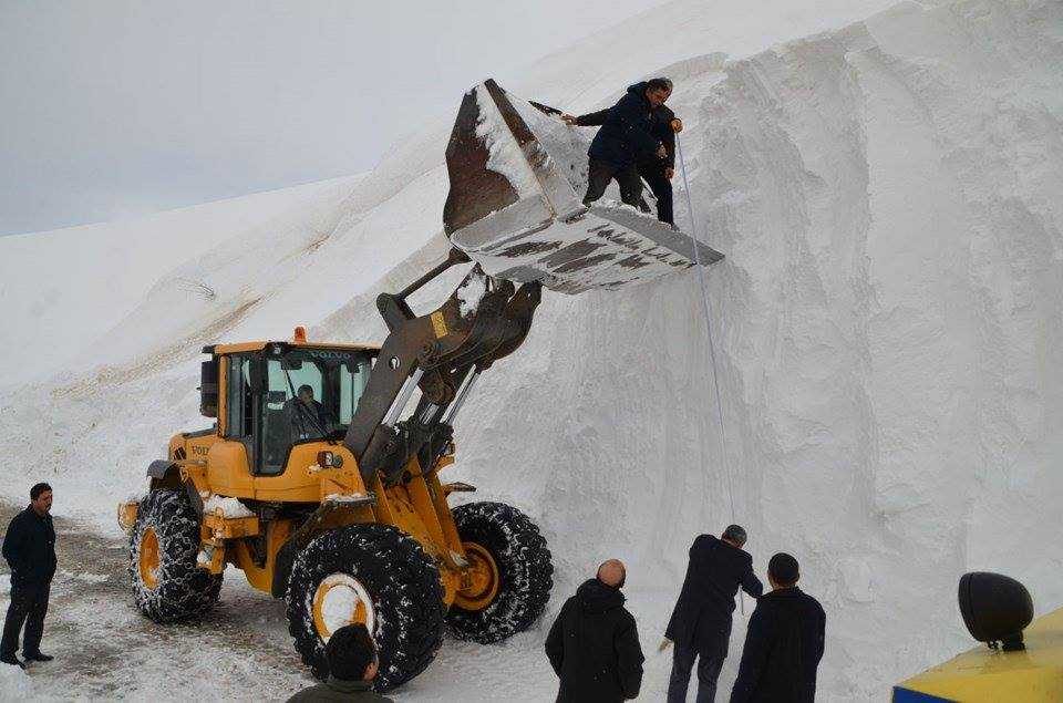10 metres snow drifts near Muş, Turkey on Jan 24th.