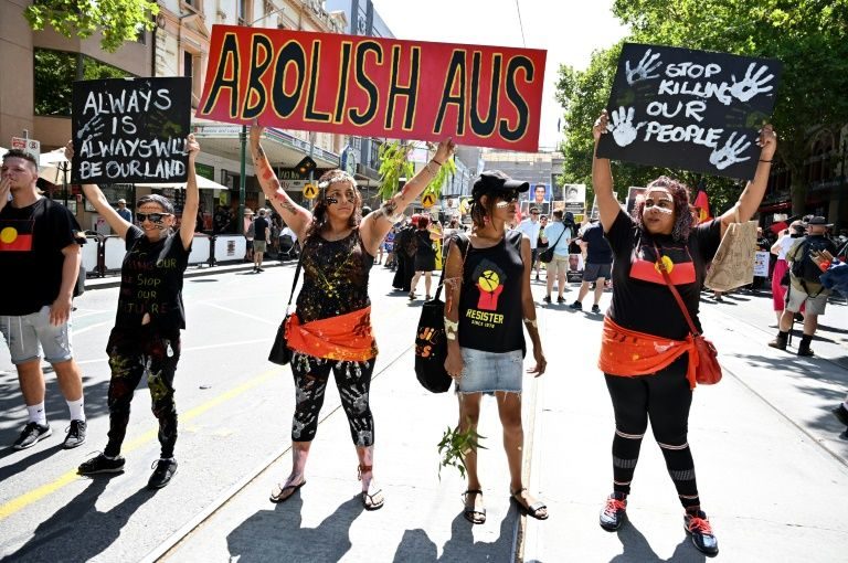 Click to enlarge Aussie Protestors