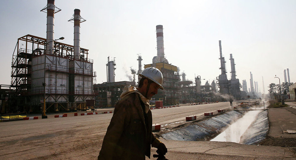 Iranian oil worker