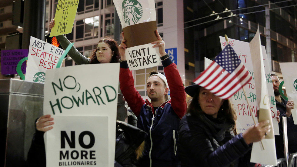 Howard Schultz Starbucks protest