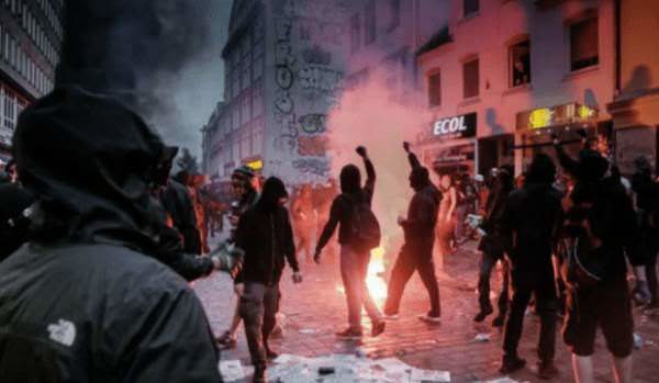Click to enlarge Germany Antifa riot