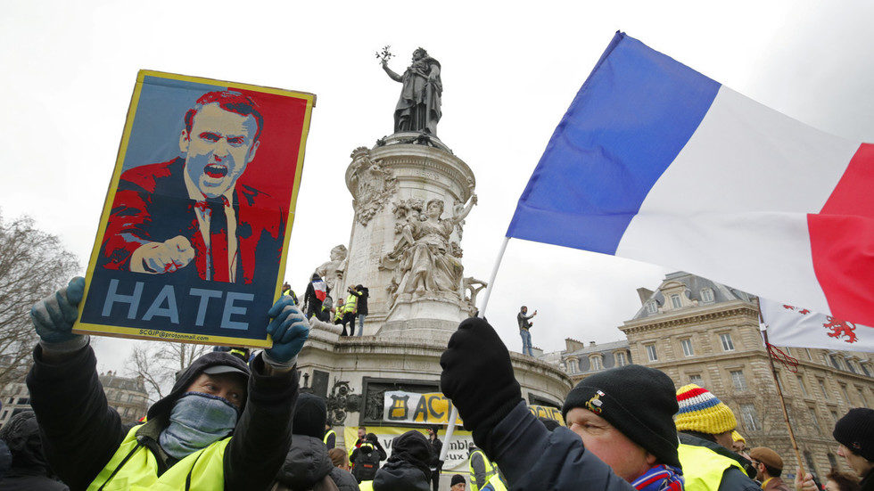 Macron protest