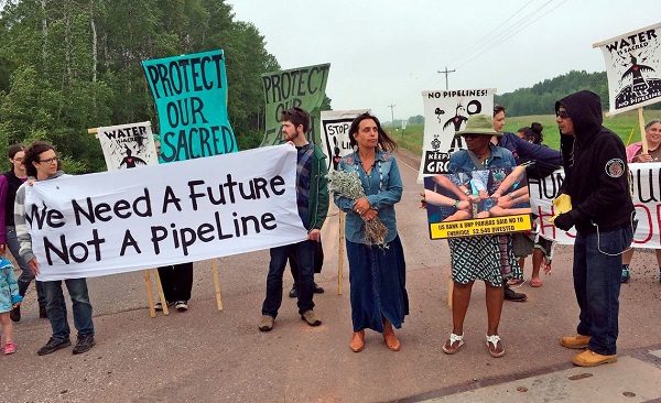 Click to enlarge pipeline protestors