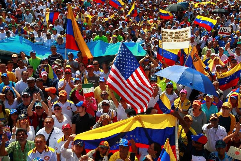 Click to enlarge venexuela opposition US flag