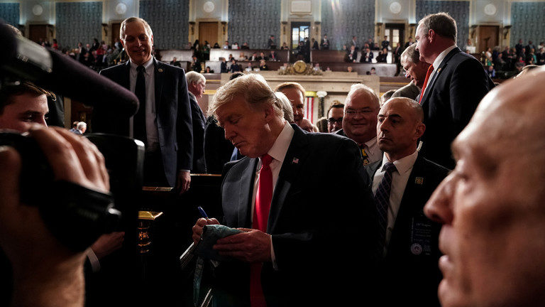 Click to enlarge trump sotu