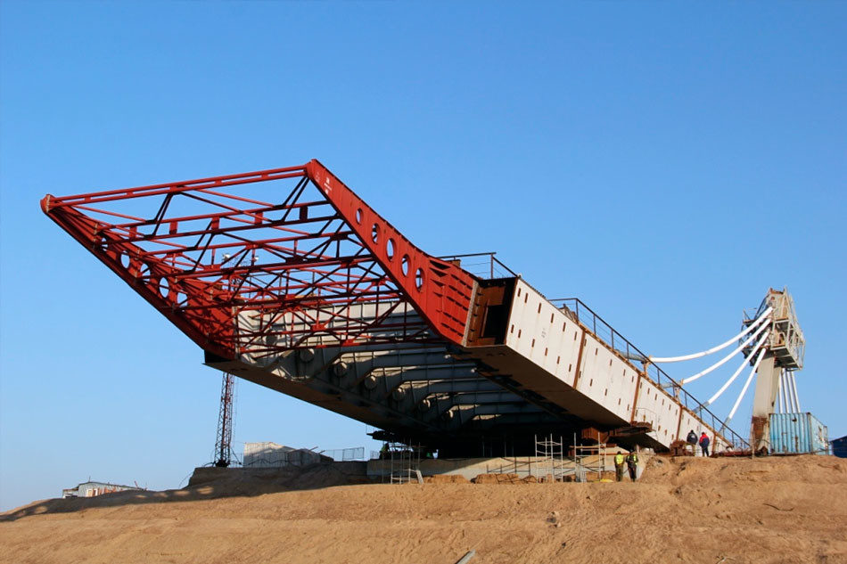 Click to enlarge Amur River highway bridge Construction 1