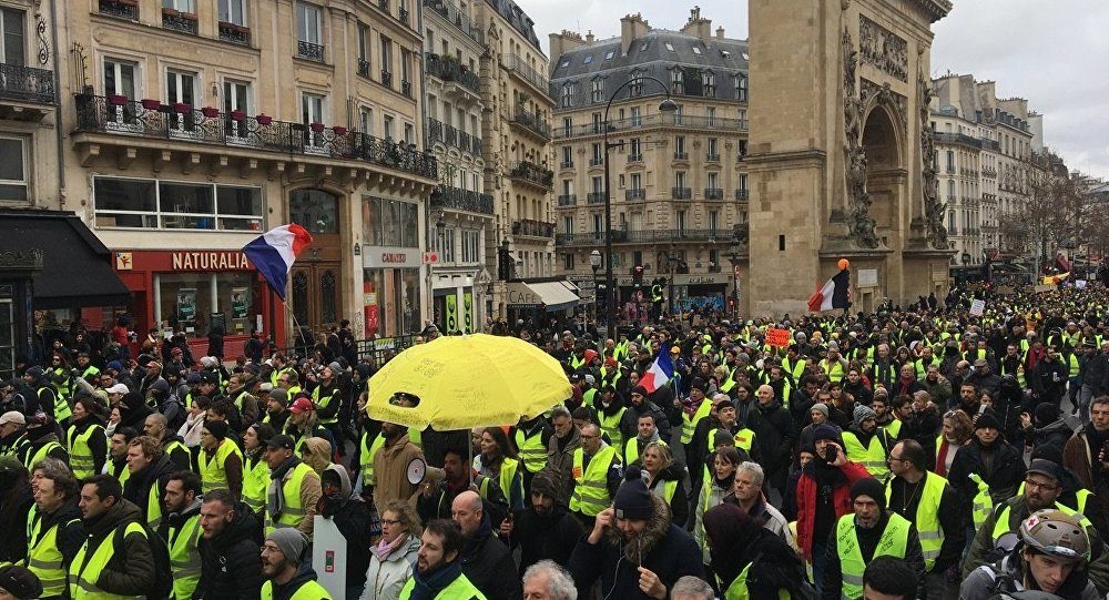 Yellow vests Gilet jaunes