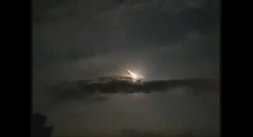 Click to enlarge Meteor over Venezuela