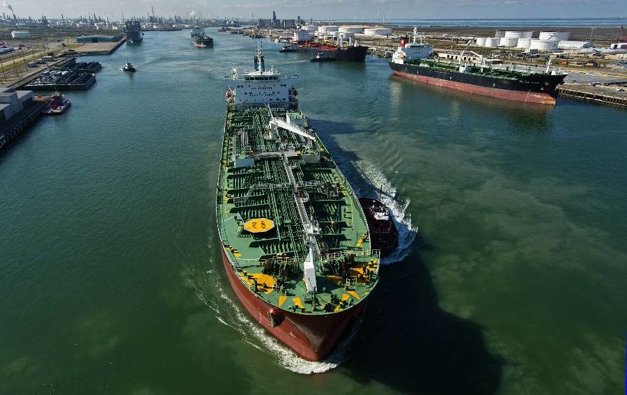 Click to enlarge oil tanker