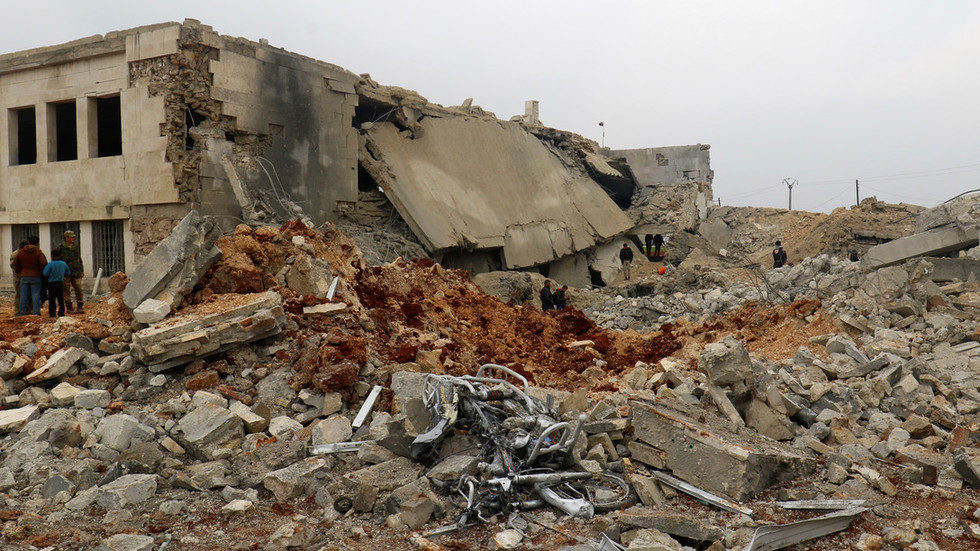 Damaged mosque in Al-Jina