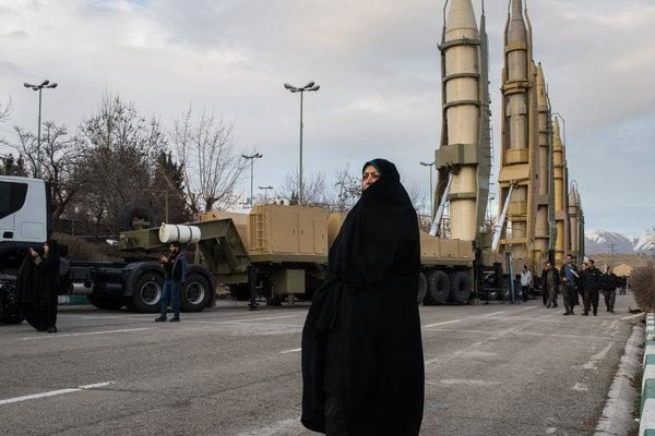 iran missile display