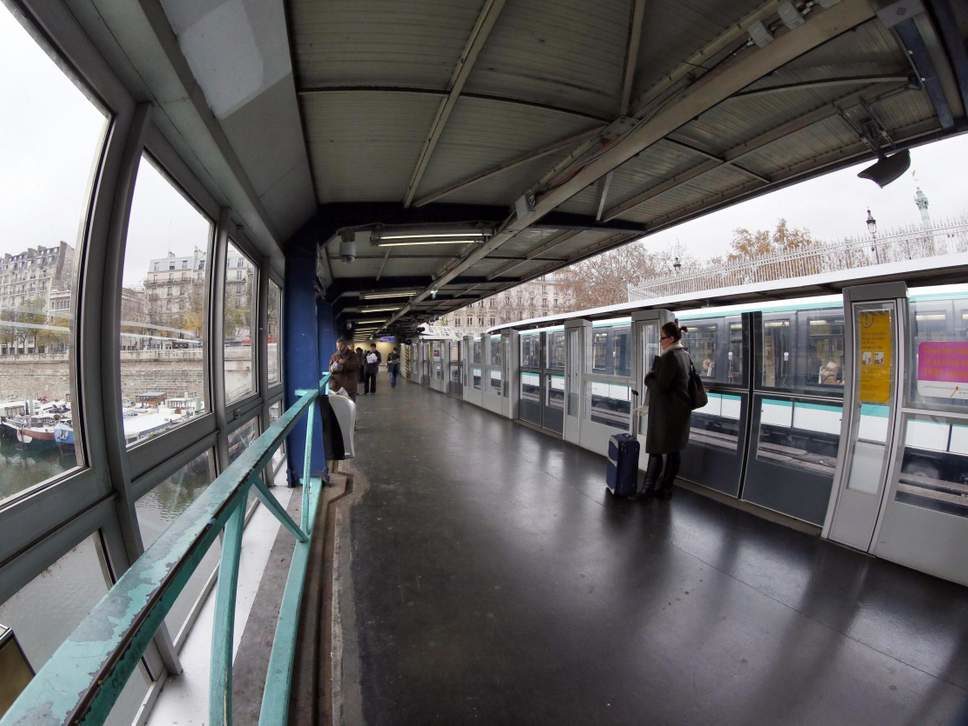 Click to enlarge paris metro