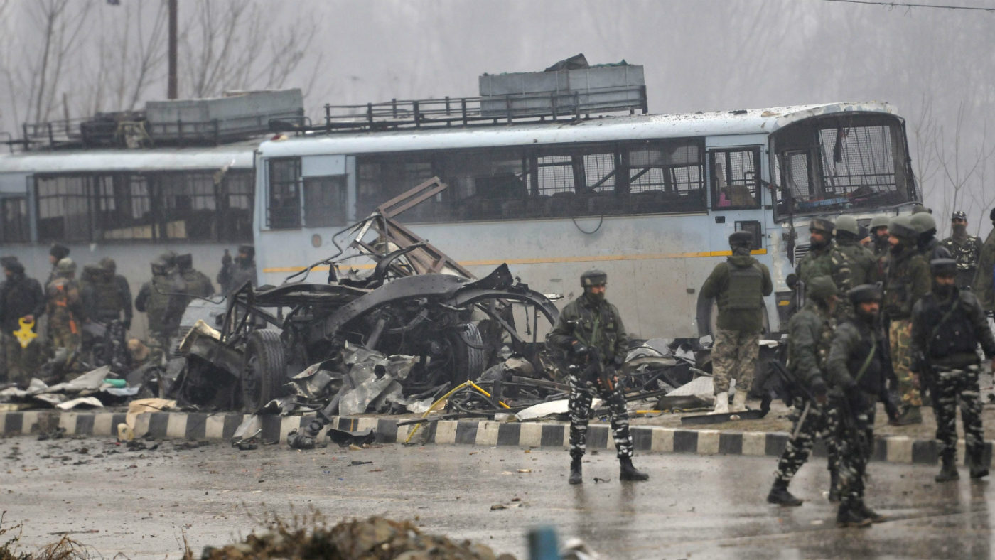 kashmir suicide bomb