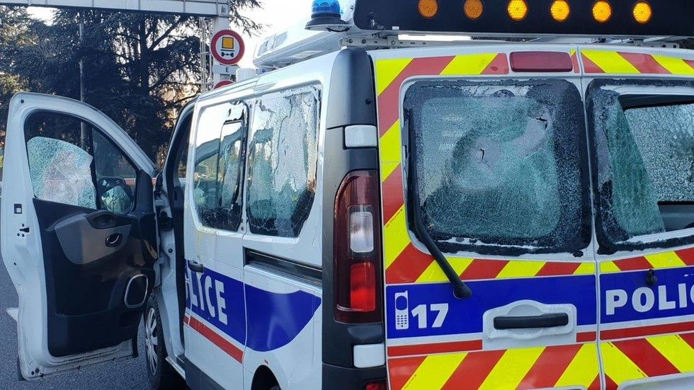 Lyon yellow vest