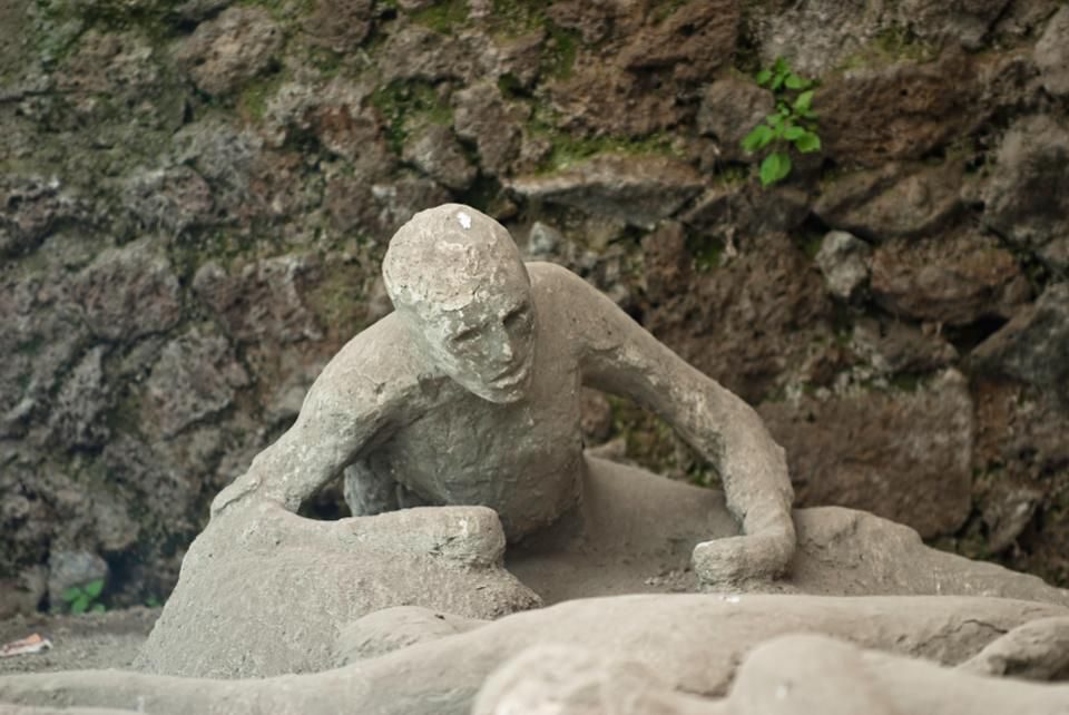 Click to enlarge Pompeii
