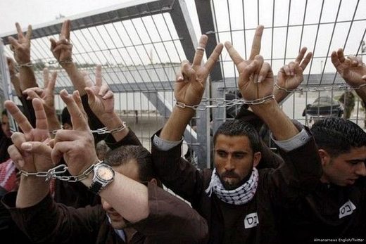 Click to enlarge Palestinian activists protest