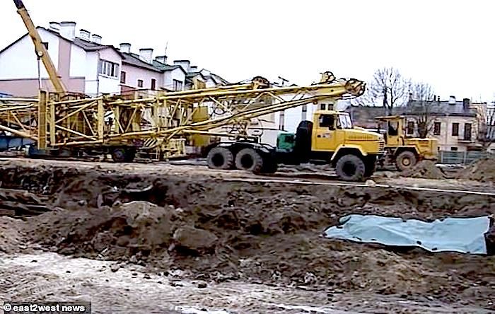 Click to enlarge truck at site
