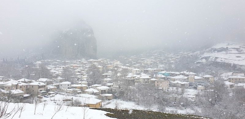 Click to enlarge ‘Oceanis’ Storm Buries Northern Greece in Snow