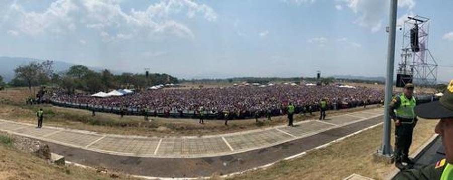 Click to enlarge branson venezuela concert