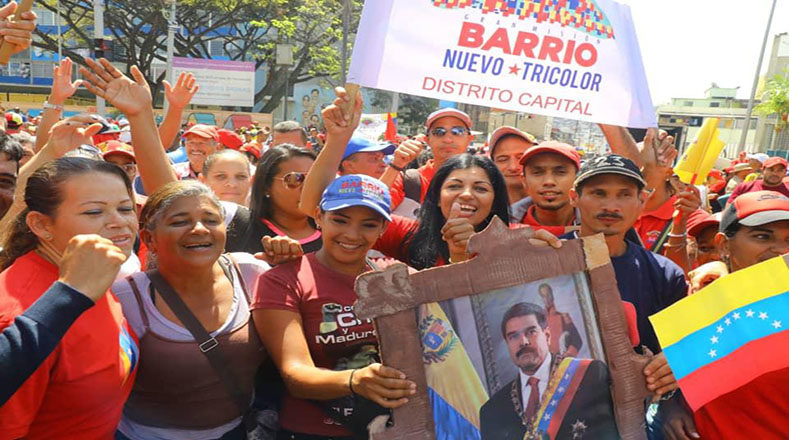 Click to enlarge maduro supporters