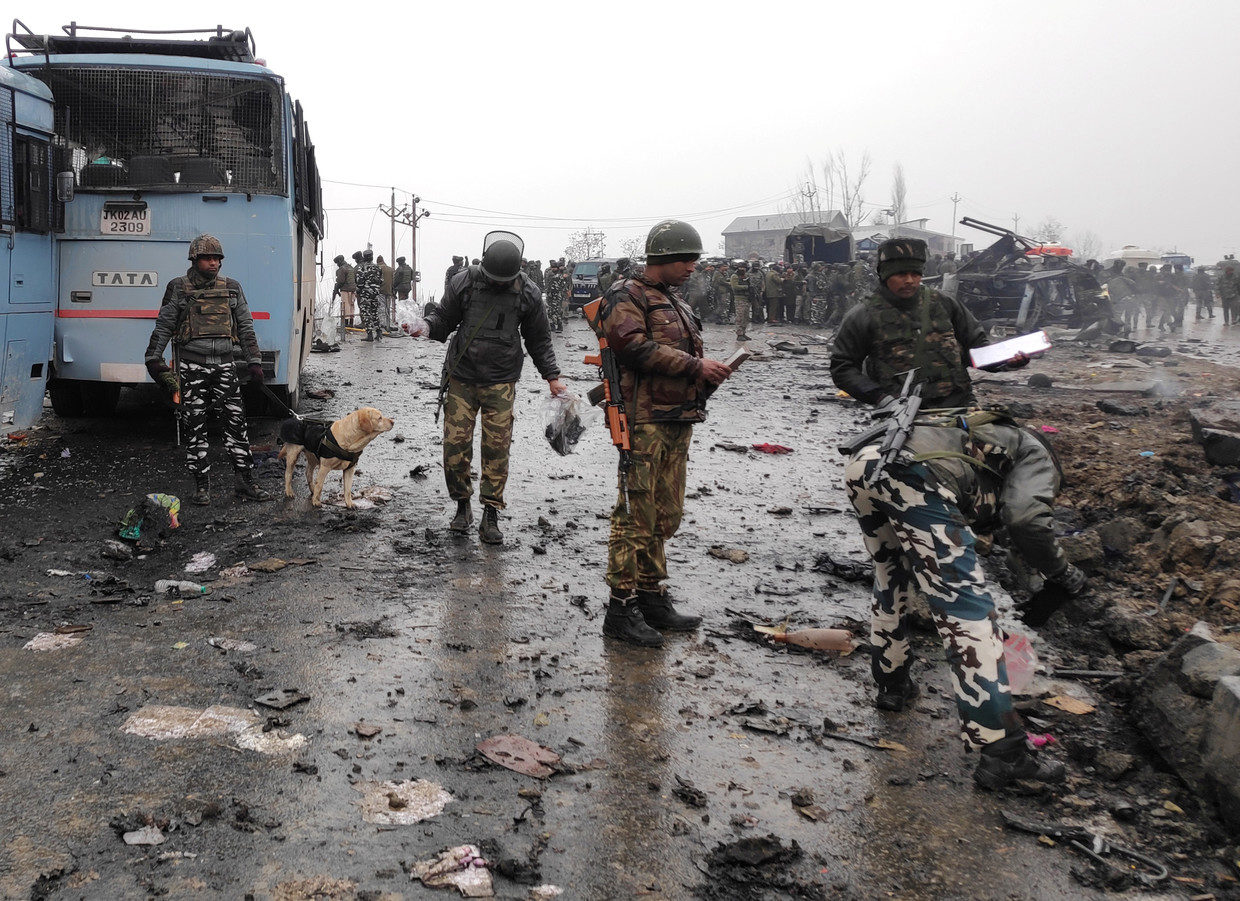 Click to enlarge indian soldiers