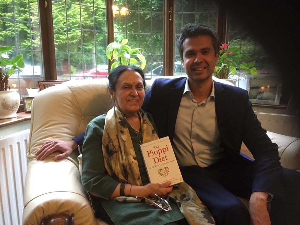 Click to enlarge Aseem Malhotra and mom