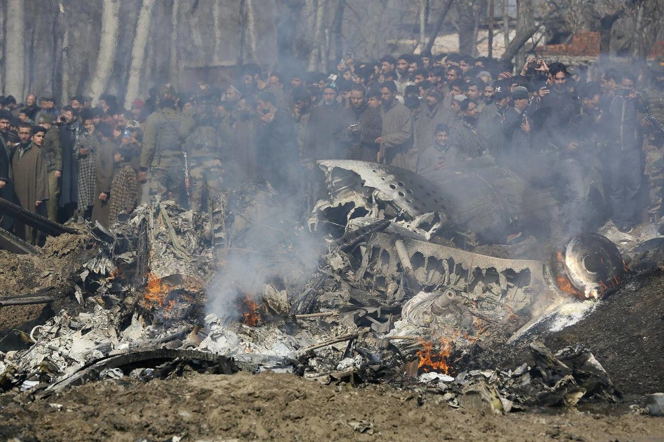 Click to enlarge Indian fighter jet wreckage
