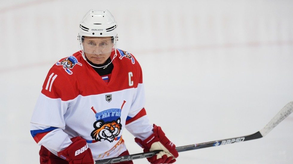 putin hockey